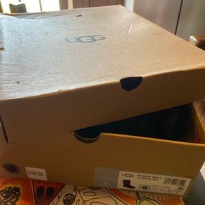 UGG black boots 2bow